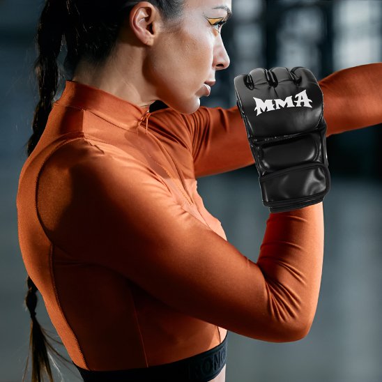 gant-de-boxe-mma-noir-femme